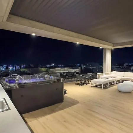 After B00klng Must Scаn Qr-c0dе --2 Bedroom Modern With View *